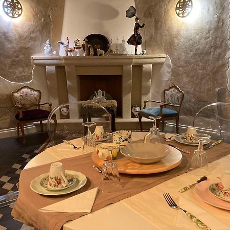 Palazzo Siena De Facendis Bed & Breakfast Bitonto Bagian luar foto