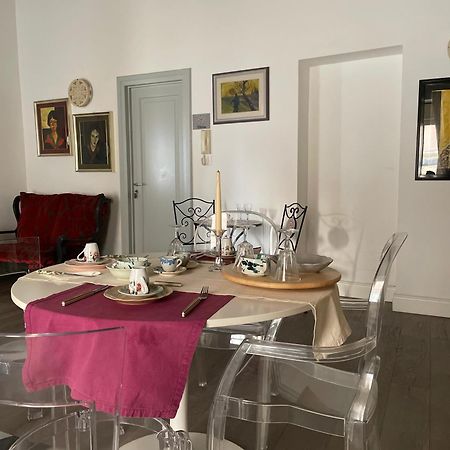 Palazzo Siena De Facendis Bed & Breakfast Bitonto Bagian luar foto