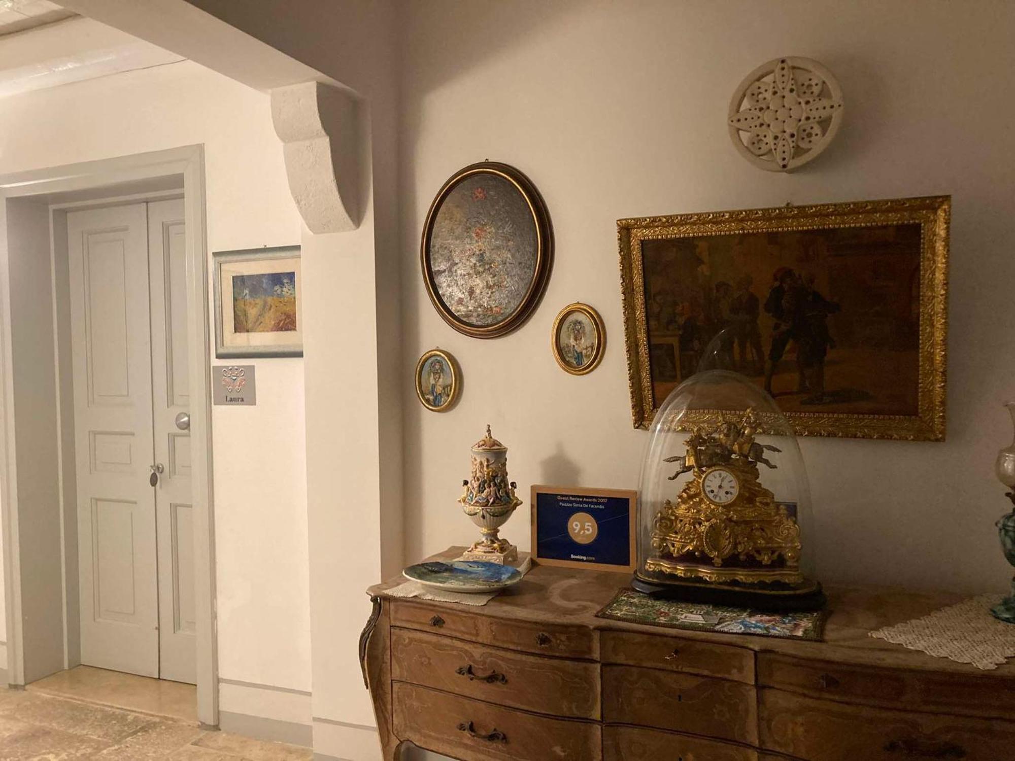 Palazzo Siena De Facendis Bed & Breakfast Bitonto Bagian luar foto