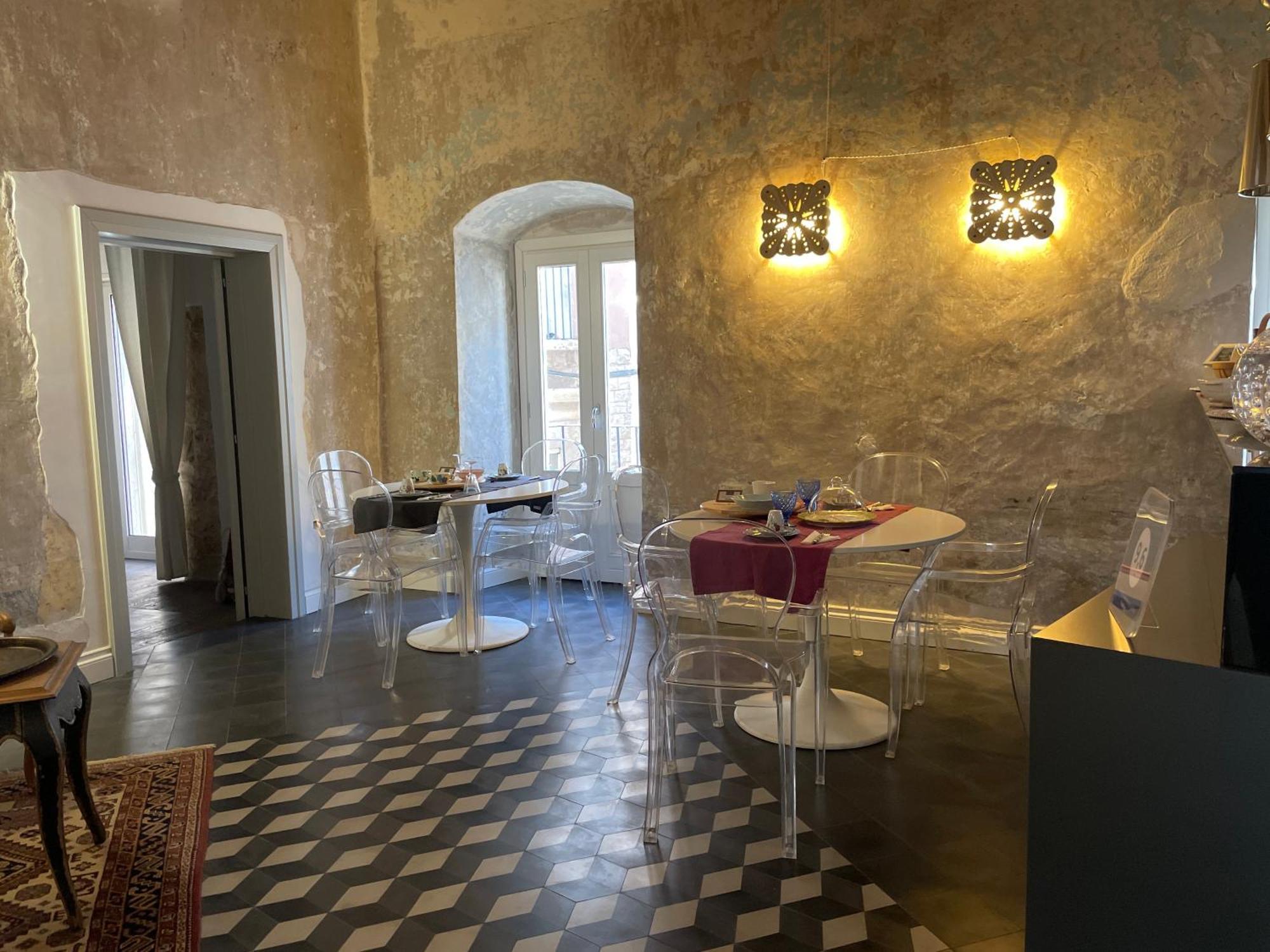 Palazzo Siena De Facendis Bed & Breakfast Bitonto Bagian luar foto
